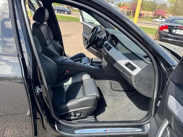 2008 BMW M5 Standard