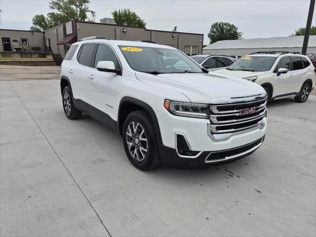 2023 GMC Acadia AWD SLT