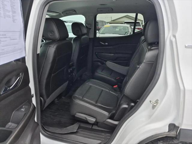 2023 GMC Acadia AWD SLT