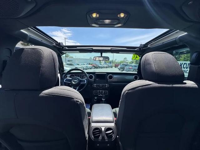 2020 Jeep Wrangler Sahara 4x4