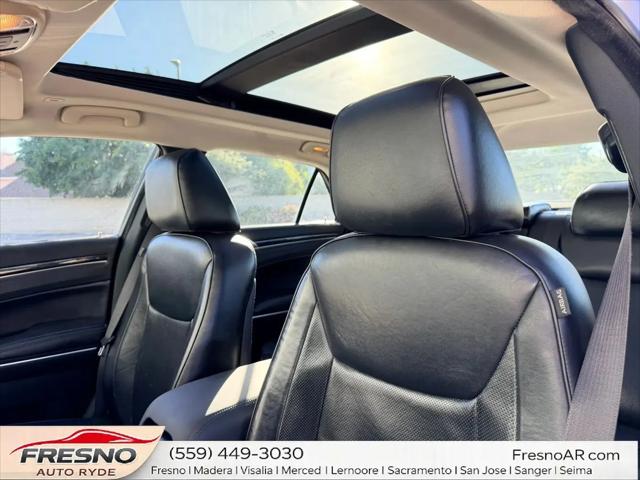 2017 Chrysler 300 C