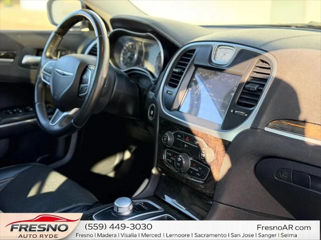 2017 Chrysler 300 C