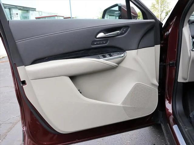 2023 Cadillac XT4 AWD Premium Luxury