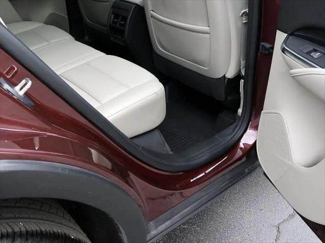 2023 Cadillac XT4 AWD Premium Luxury