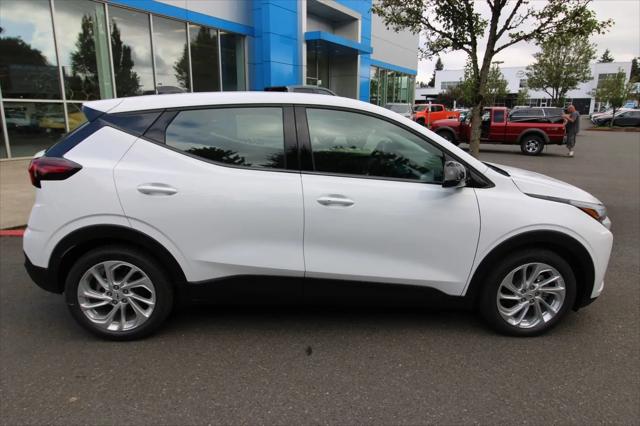 2027 Chevrolet Bolt LT FWD