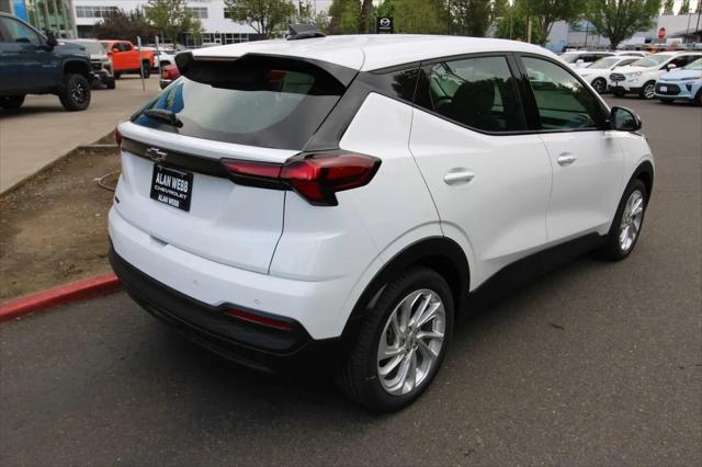 2027 Chevrolet Bolt LT FWD