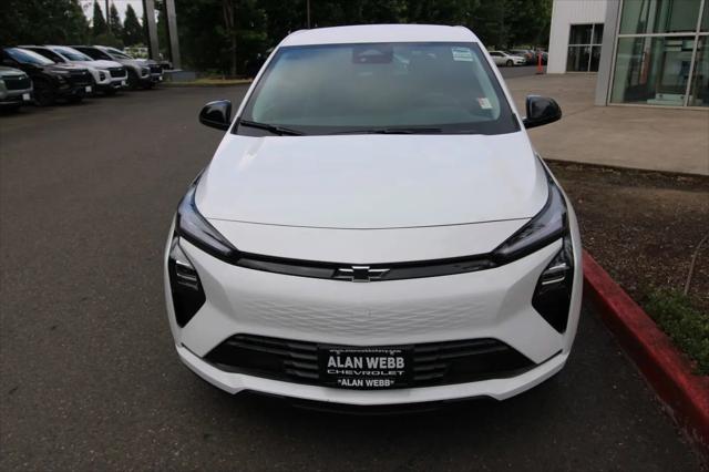 2027 Chevrolet Bolt LT FWD