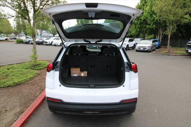 2027 Chevrolet Bolt LT FWD
