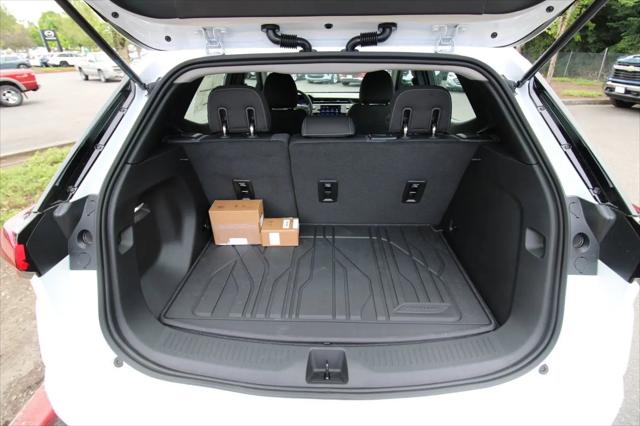 2027 Chevrolet Bolt LT FWD