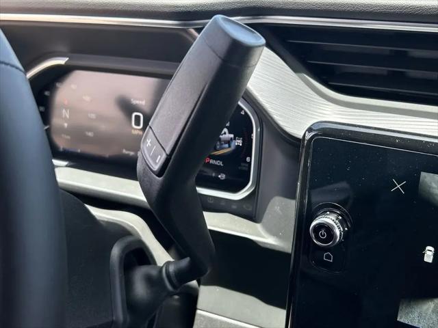 2026 GMC Sierra 2500HD Crew Cab, Standard Bed, Denali Ultimate, 4WD