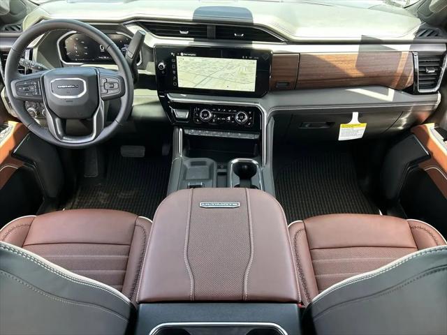 2026 GMC Sierra 2500HD Crew Cab, Standard Bed, Denali Ultimate, 4WD