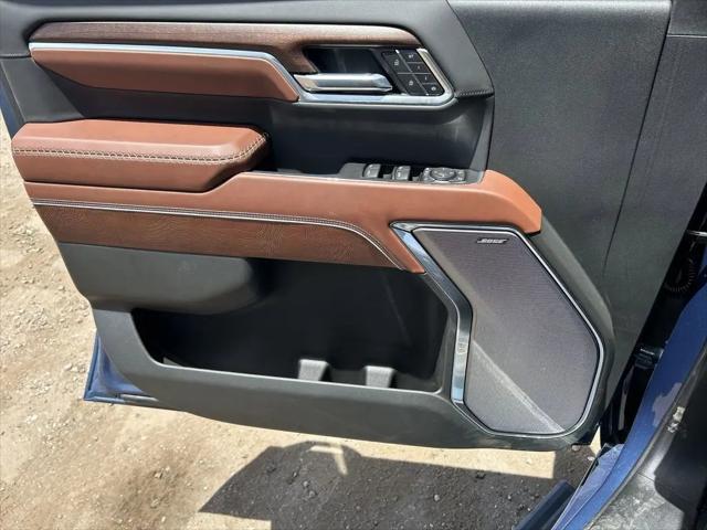 2026 GMC Sierra 2500HD Crew Cab, Standard Bed, Denali Ultimate, 4WD