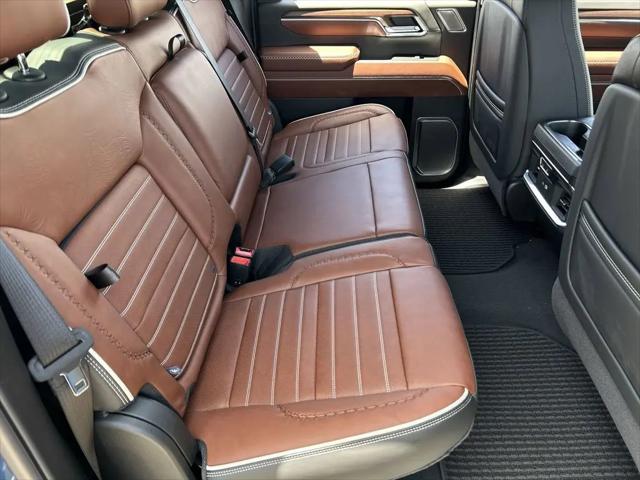 2026 GMC Sierra 2500HD Crew Cab, Standard Bed, Denali Ultimate, 4WD