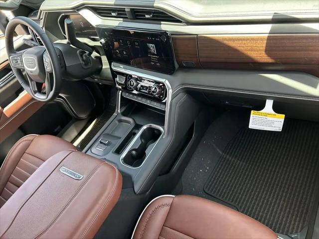 2026 GMC Sierra 2500HD Crew Cab, Standard Bed, Denali Ultimate, 4WD
