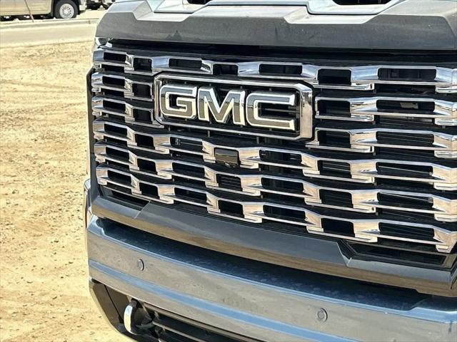 2026 GMC Sierra 2500HD Crew Cab, Standard Bed, Denali Ultimate, 4WD