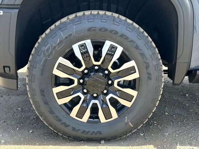 2026 GMC Sierra 2500HD Crew Cab, Standard Bed, Denali Ultimate, 4WD