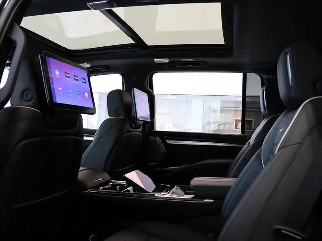 2026 Cadillac Escalade ESV Platinum Sport