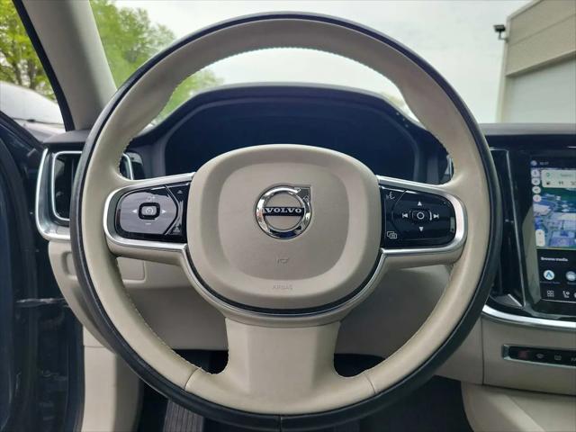 2024 Volvo S60 B5 Plus Dark Theme