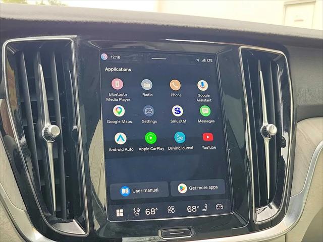 2024 Volvo S60 B5 Plus Dark Theme