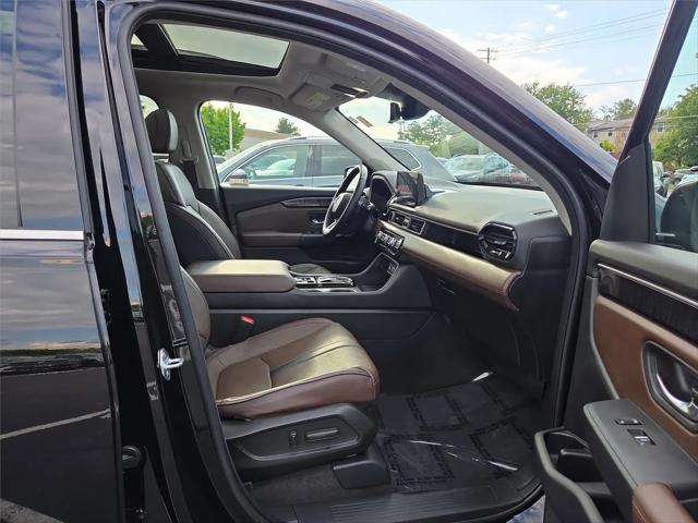 2023 Honda Pilot AWD Elite