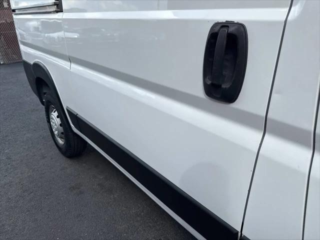 2019 Ram ProMaster Cargo Van Low Roof 136" WB