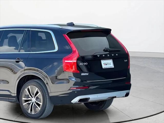2020 Volvo XC90 T6 Momentum 7 Passenger