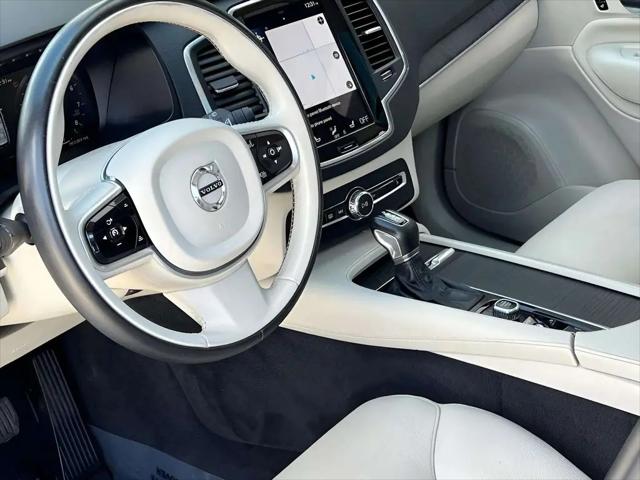 2020 Volvo XC90 T6 Momentum 7 Passenger