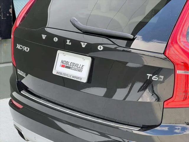 2020 Volvo XC90 T6 Momentum 7 Passenger