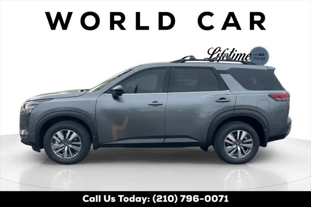 2026 Nissan Pathfinder SL