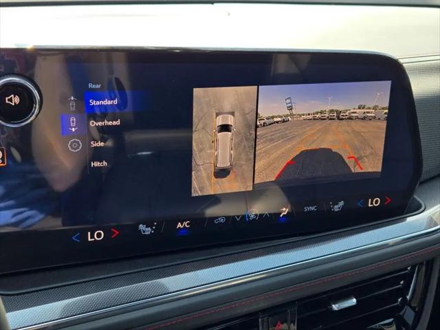 2026 Chevrolet Suburban RST, 4WD