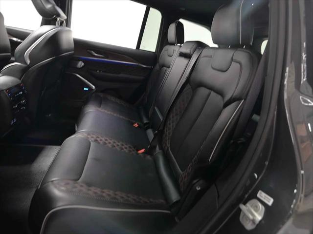 2022 Jeep Grand Cherokee Summit 4x4