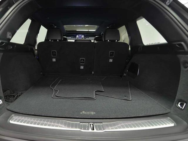 2022 Jeep Grand Cherokee Summit 4x4