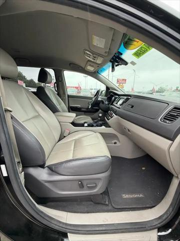 2017 Kia Sedona EX