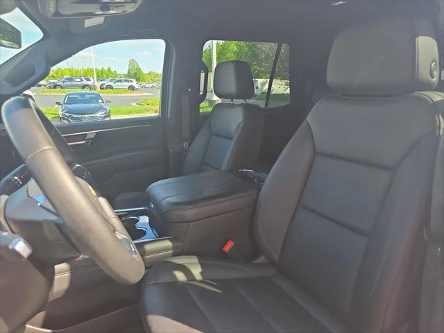 2025 Chevrolet Tahoe 4WD LT