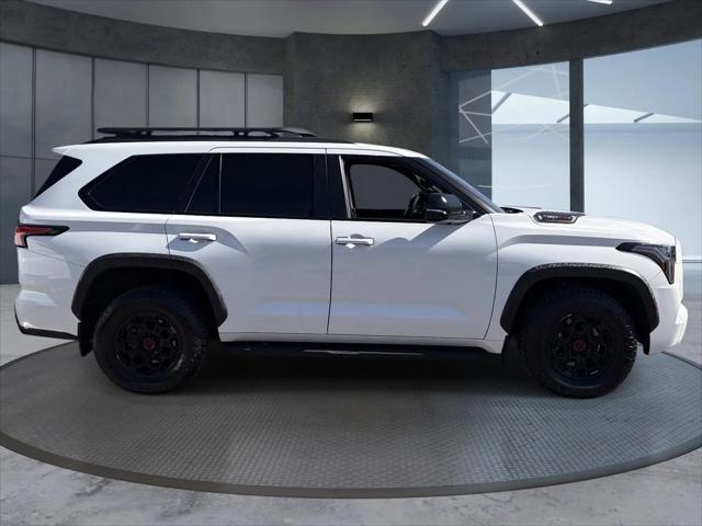 2025 Toyota Sequoia SR5