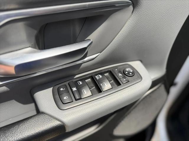 2019 Ram 1500 Big Horn/Lone Star Crew Cab 4x4 6'4" Box