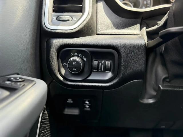 2019 Ram 1500 Big Horn/Lone Star Crew Cab 4x4 6'4" Box