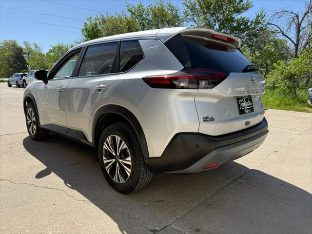 2022 Nissan Rogue SV FWD