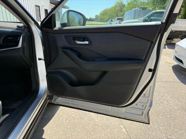 2022 Nissan Rogue SV FWD