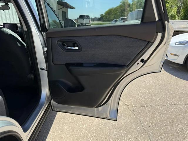 2022 Nissan Rogue SV FWD
