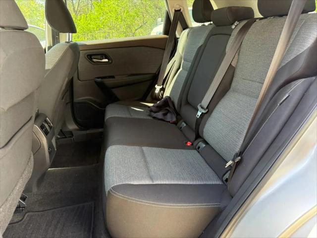 2022 Nissan Rogue SV FWD