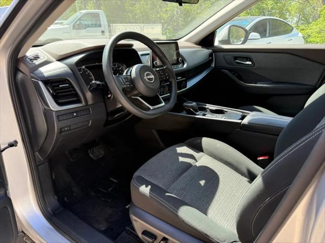2022 Nissan Rogue SV FWD