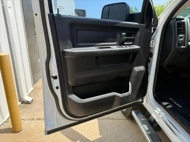 2017 Ram 2500 Tradesman Crew Cab 4x4 6'4" Box