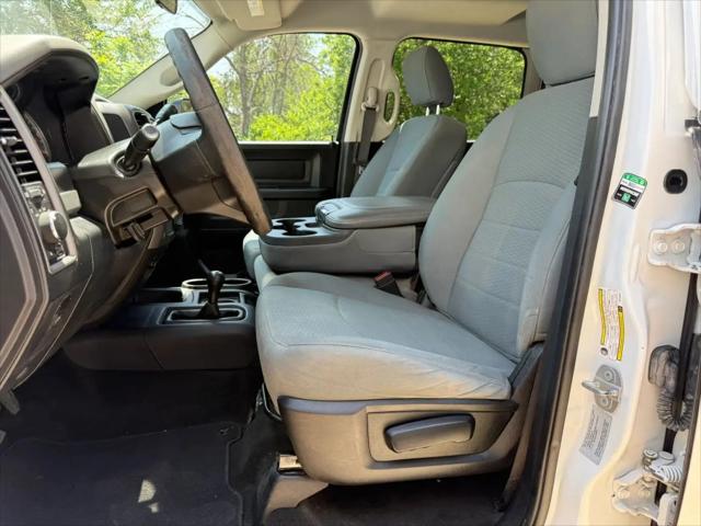 2017 Ram 2500 Tradesman Crew Cab 4x4 6'4" Box