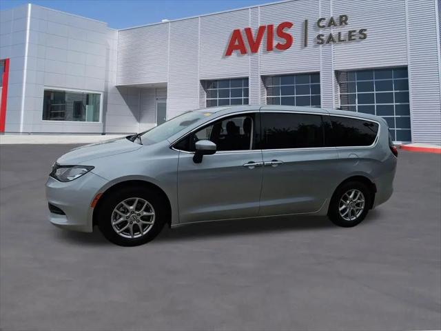 2023 Chrysler Voyager LX