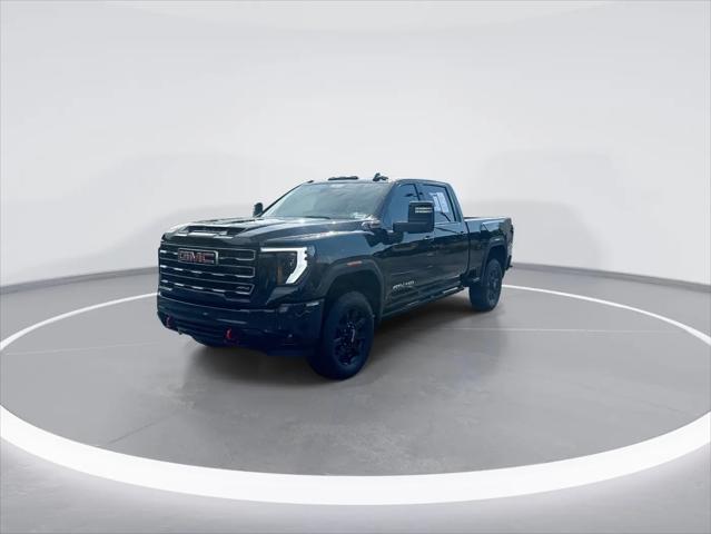 2025 GMC Sierra 2500HD 4WD Crew Cab Standard Bed AT4