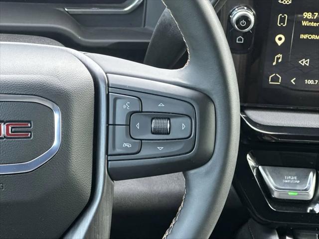 2025 GMC Sierra 2500HD 4WD Crew Cab Standard Bed AT4