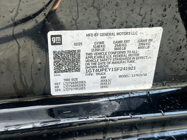 2025 GMC Sierra 2500HD 4WD Crew Cab Standard Bed AT4