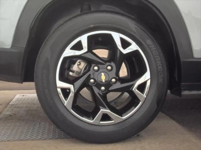 2025 Chevrolet Trax FWD LT