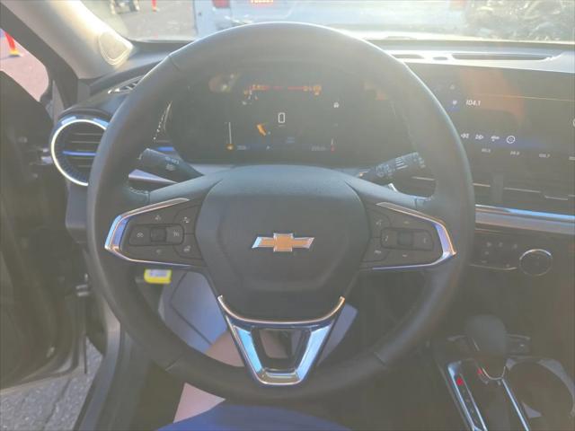 2025 Chevrolet Trax FWD LT